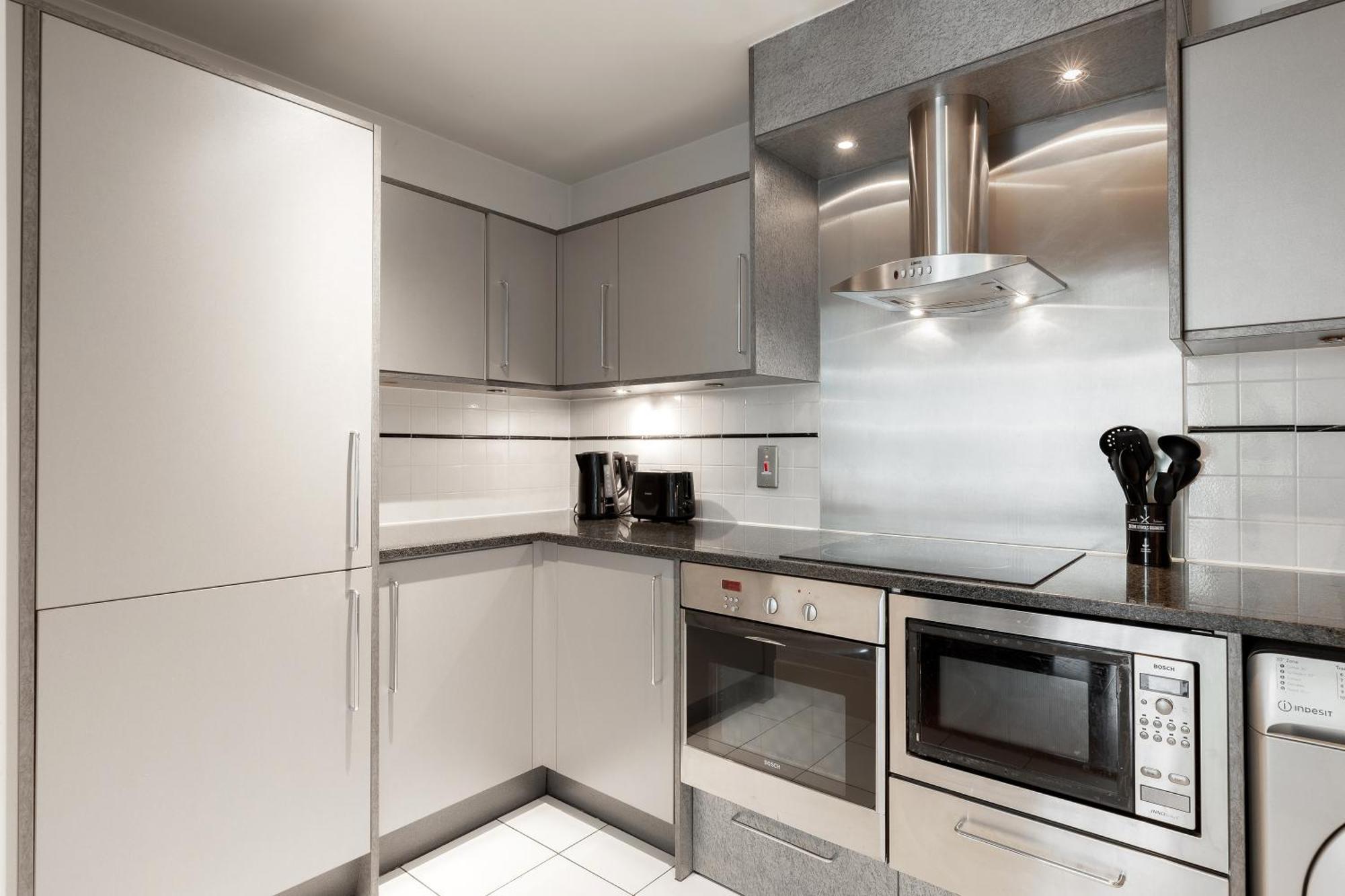 Best Thames View In Town! Large Luxxe Nomad Design Family Home London Exterior photo